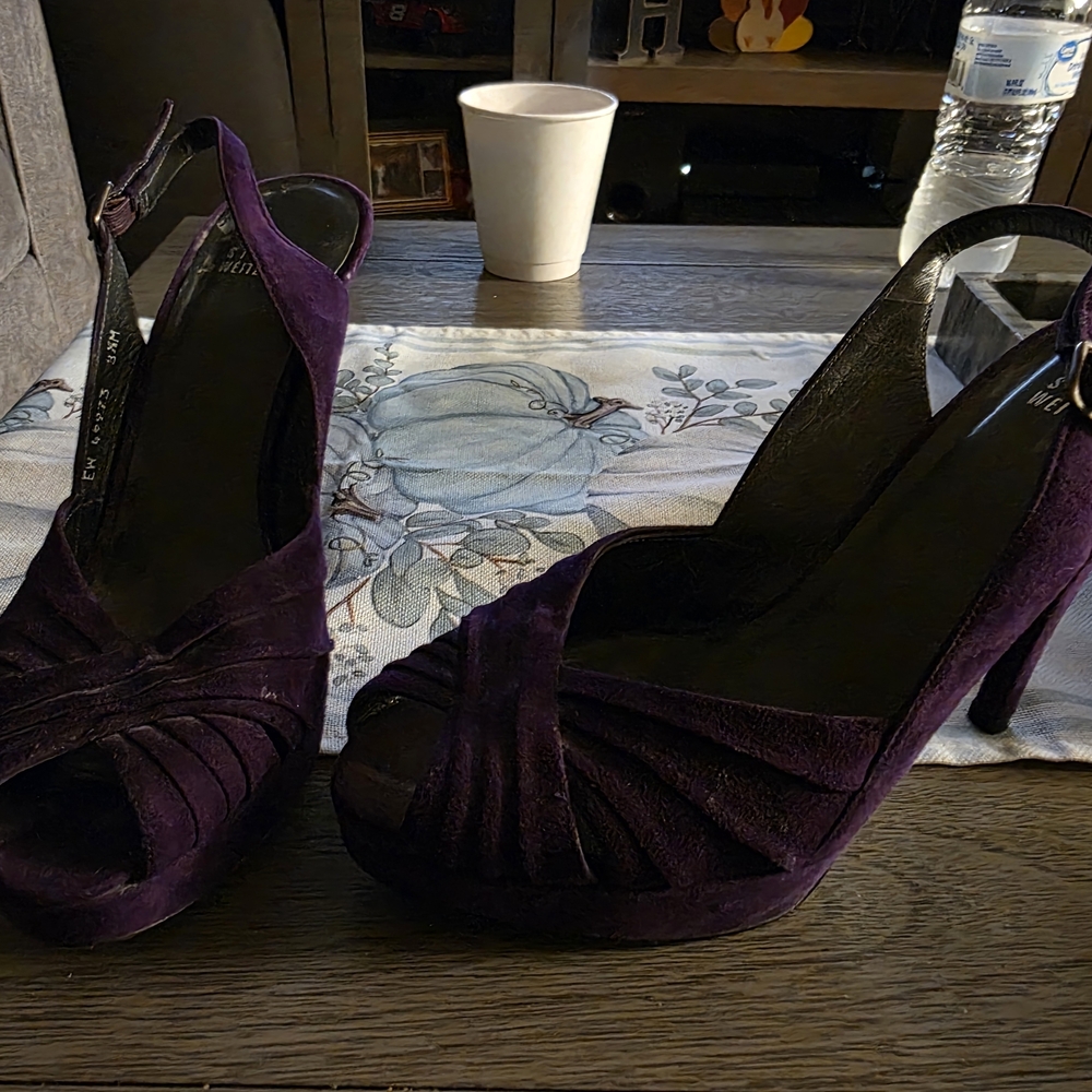 Stuart Weitzman Purple Heels Size 8.5